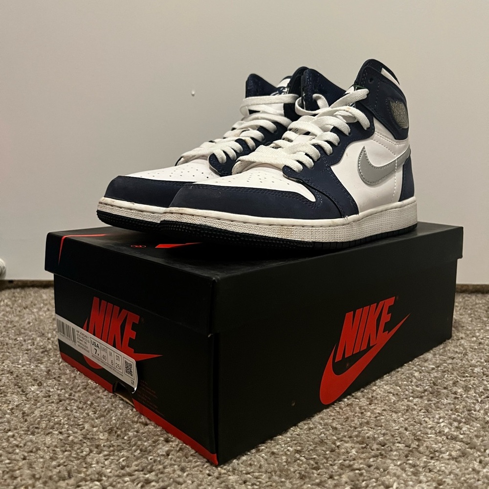 Air Jordan 1 Retro High OG GS Midnight